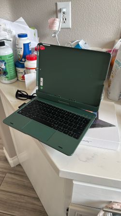 Ipad Case with Keyboard
