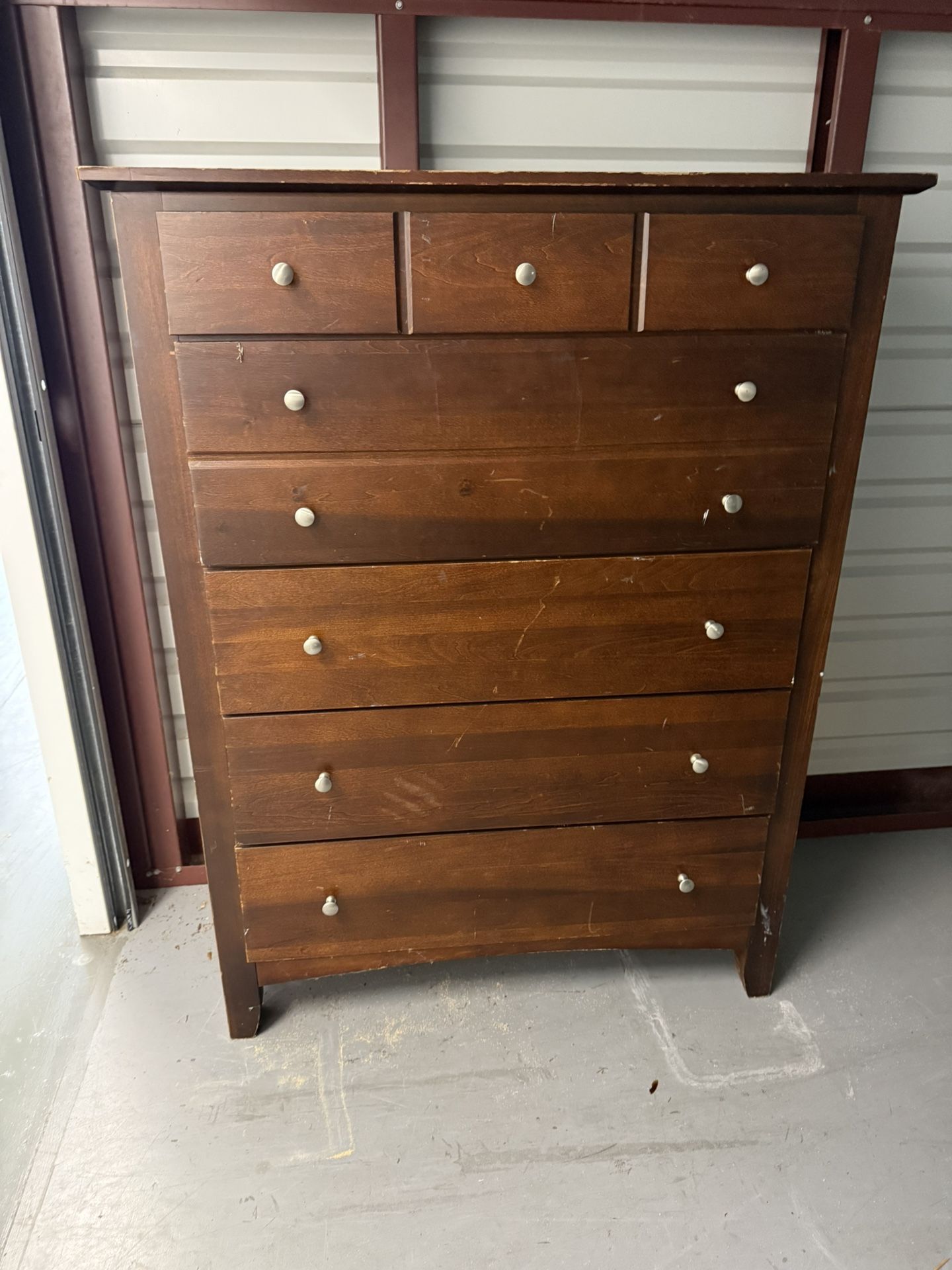 Wood 5 Drawer Dresser Broyhill 