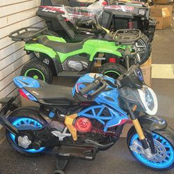 Electric Motorcycle 🏍 for Kids , light up tires , starts with a key Cash offer