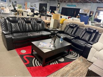 Fabulous power reclining sofa loveseat! ☎️🏡❤️