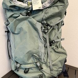 REI Co-op Women’s Traverse 60 pack Size M