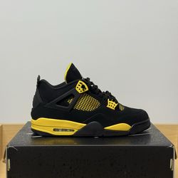 Jordan 4 Thunder