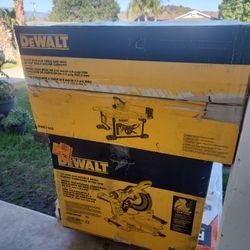 
15 Amp Corded 8-1/4 in. Compact Portable Jobsite Tablesaw (Stand Not Included)STORE  PRICE 325$