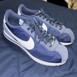 Nike Cortez