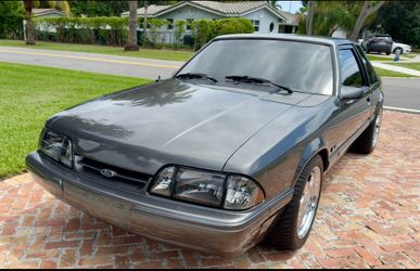 1991 Ford Mustang LX 5.0 Notchback – 5-Speed