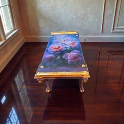The jewel table, inspired by the Caserta palace near Naples