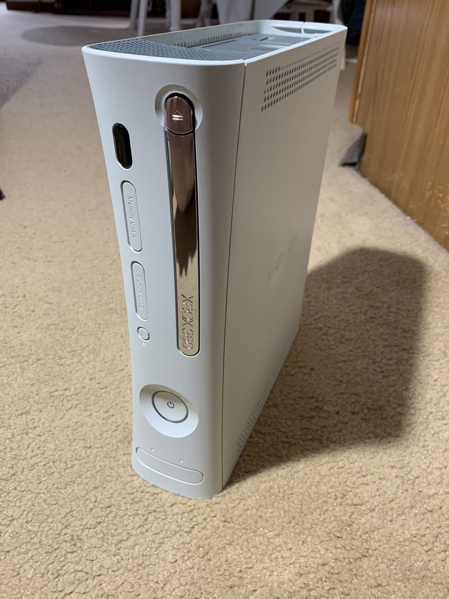 Xbox 360 Rare 1st Gen Xenon ( No HDMI ) Console Issue