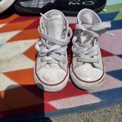 Converse Toddler Size 7