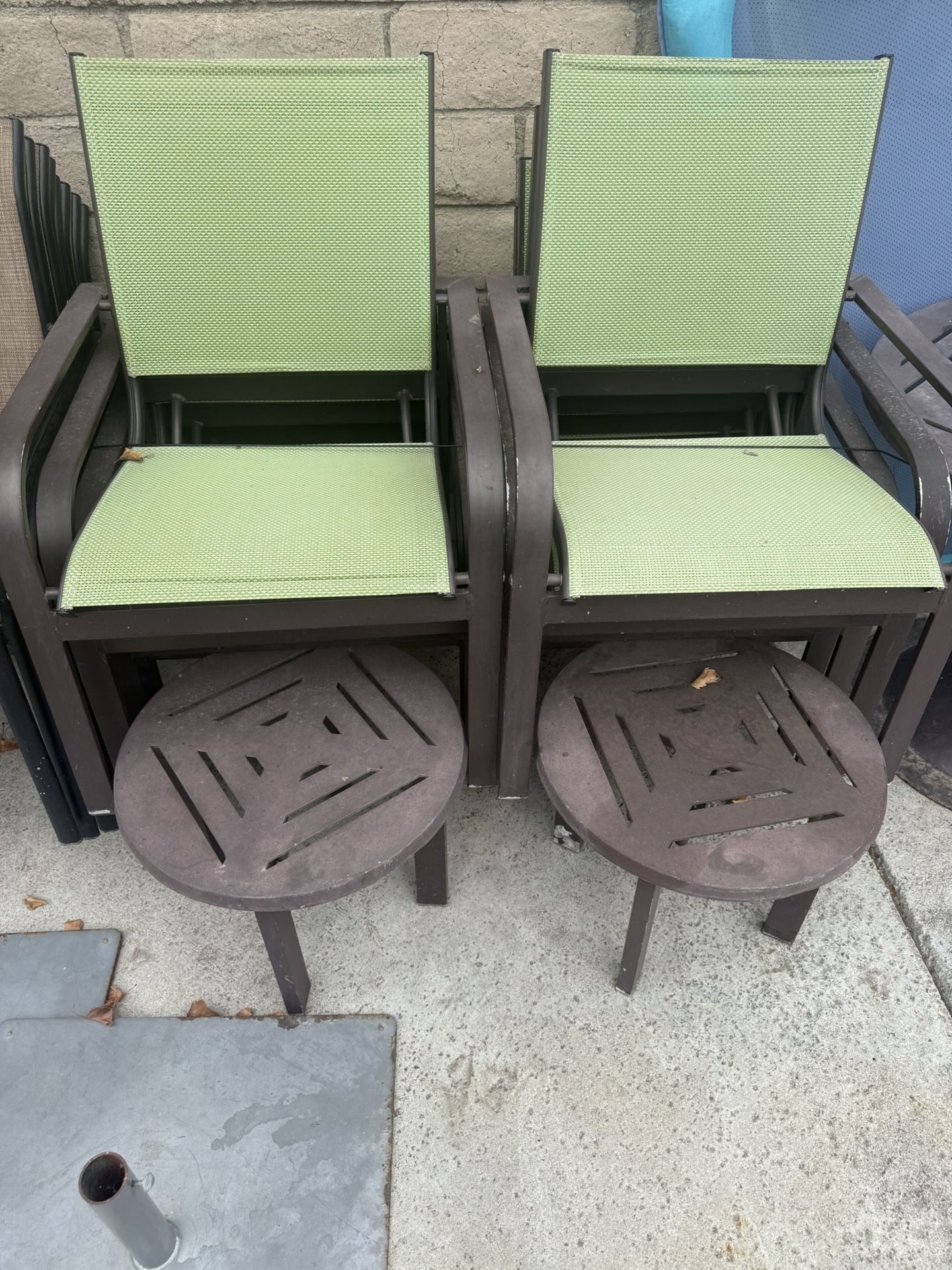 Outdoor / Poolside Furniture Set — 21 Pieces!