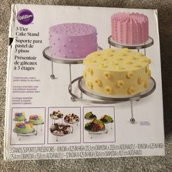 Wilton 3 tier Cake Stand