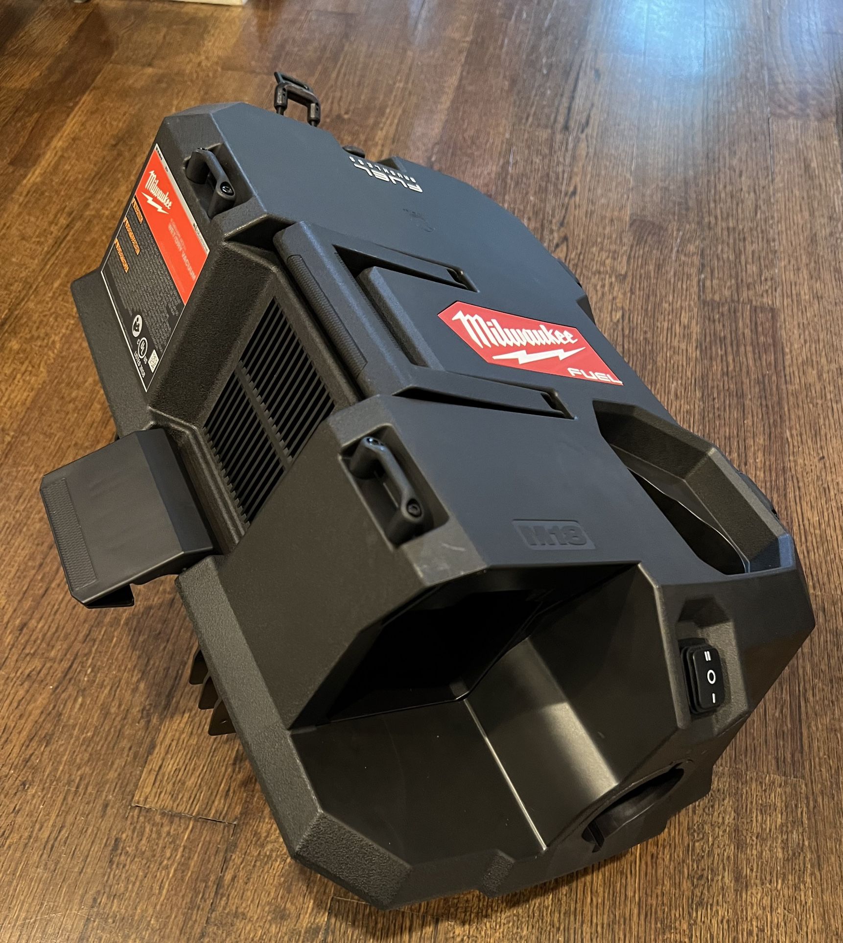 Milwaukee 0911-20 M18 FUEL Cordless Wet/Dry Vacuum Motor Head