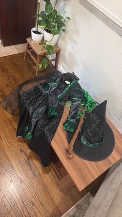 Halloween girls 5-6 witch costume