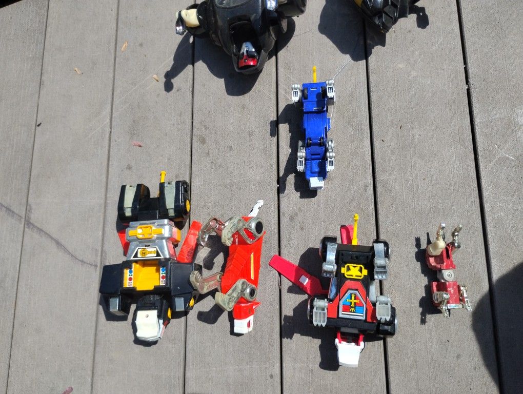 Lot Of Voltron Toys