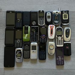 VINTAGE ANTIQUE CAMERAS LOT POLAROID LAND FOLDING BELLOWS BOX MOVIE CAMERAS W/ CASES COLLECTABLES