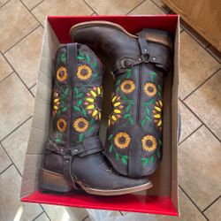 Women’s Brown leather Cowboy Boots