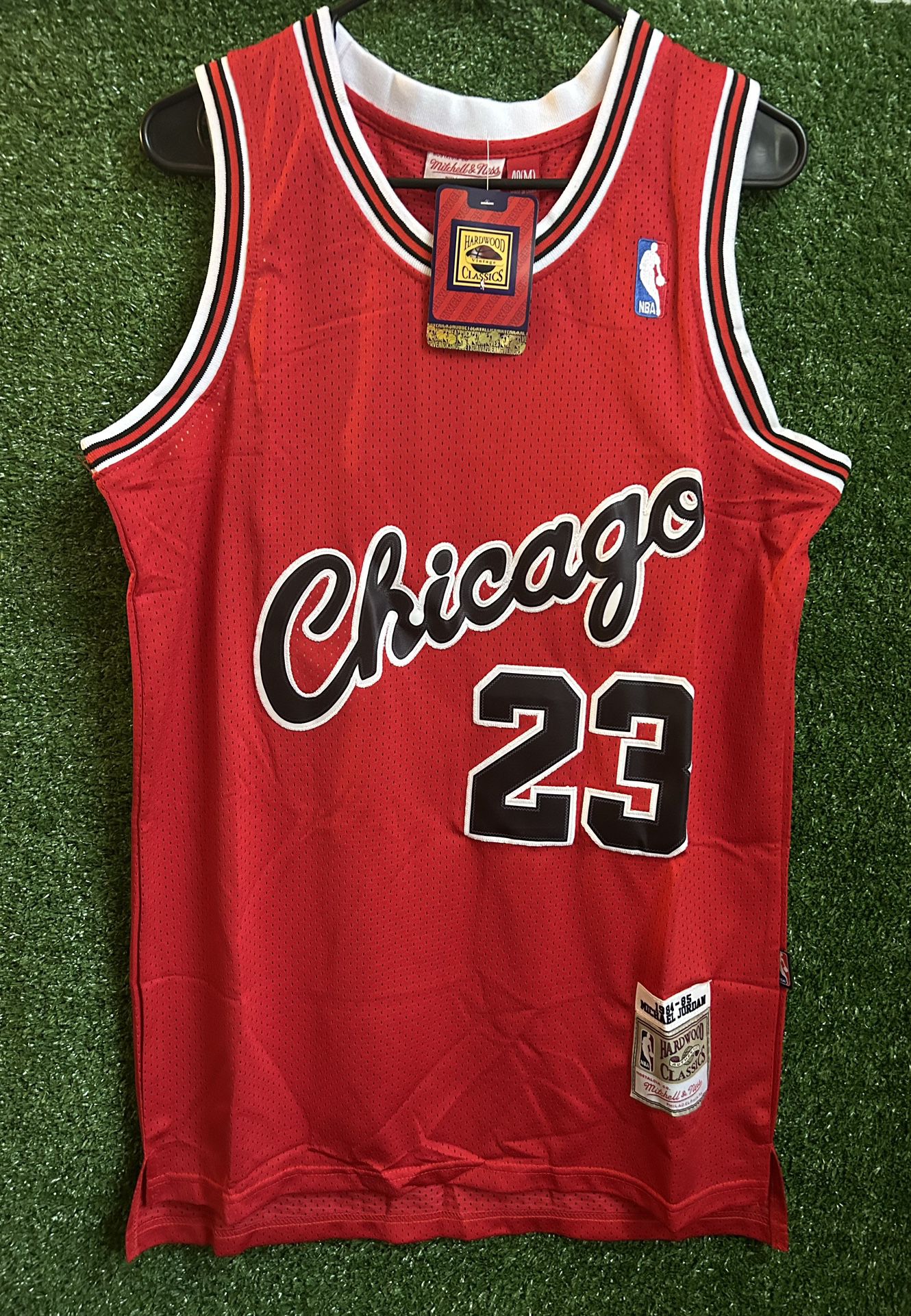 MICHAEL JORDAN CHICAGO BULLS MITCHELL & NESS JERSEY BRAND NEW WITH TAGS SIZES MEDIUM, LARGE AND XL AVAILABLE