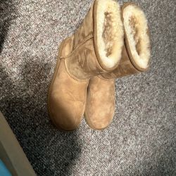  Uggs Boots