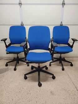 Steelcase Leap V2 Ergonomic Computer Desk Office Chair, EXCELLENT Shape