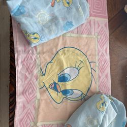 Tweety Twin Sheets & Pillow case