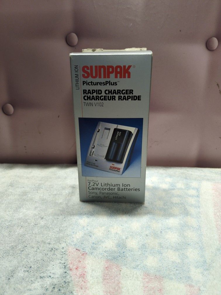 Sunpack Pictures Plus Rapid Charger 7.2 Volt Lithium Ion Camcorder Battery Charger
