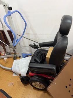 Pride Jazzy 600 ES Power Wheelchair – Like New + Charger