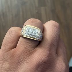 14k Gold Diamond Ring