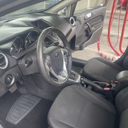 2016 Ford Fiesta
