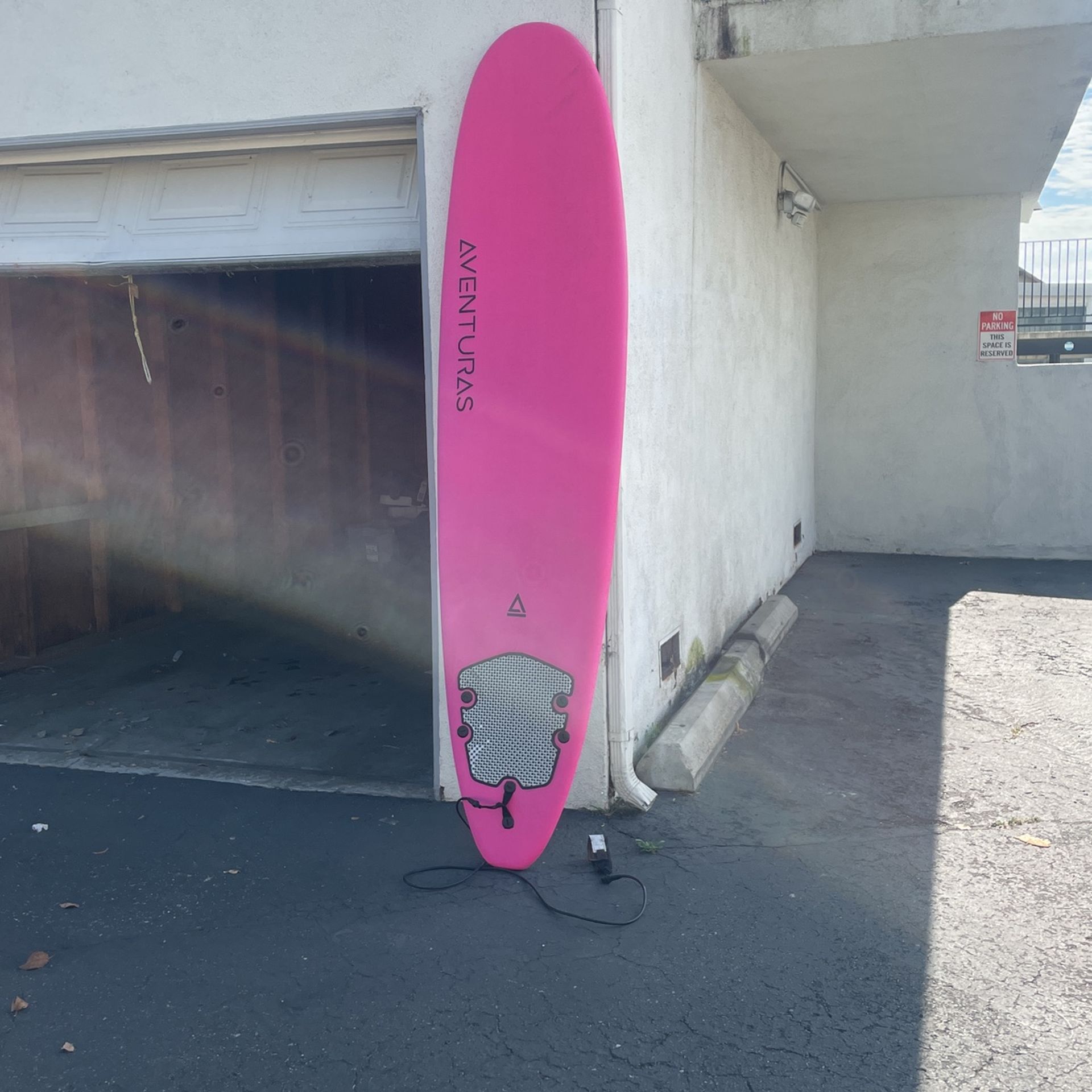 7-8 Ft Adventuras Foam Surfboard 