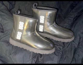Uggs size 9