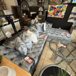 Brand New Sectional Sofa 