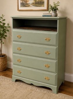 ✨Refinished Farmhouse Chest of Drawers With Stained Shelf✨