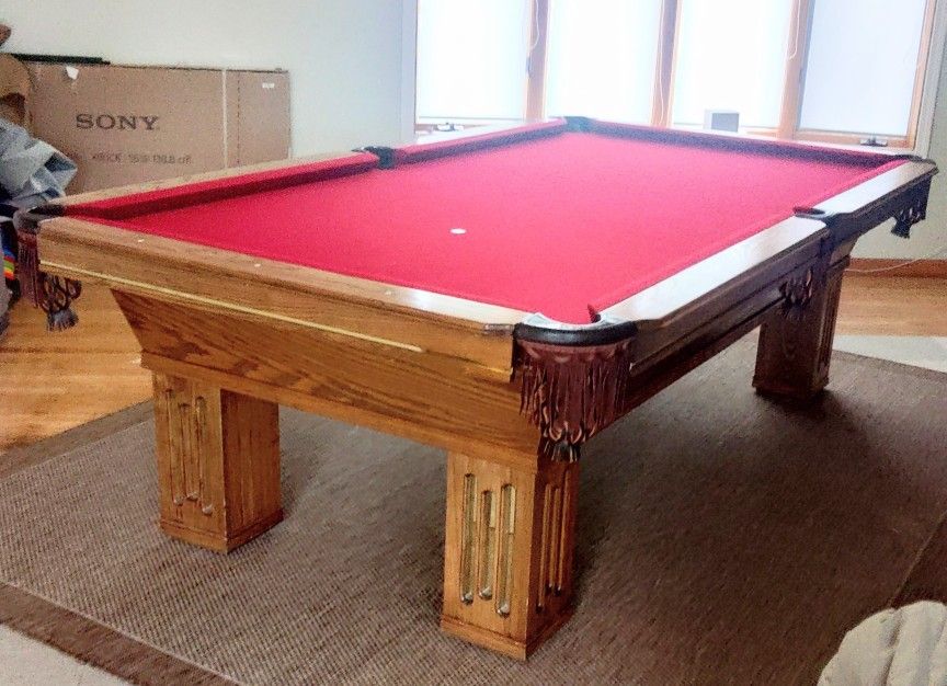 SALE PENDING 8ft Connelly Ventanna Pro Pool Table 