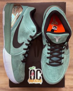 Kobe 4 Protro Girl Dad 