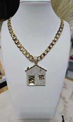 Cuban chain with house pendant 