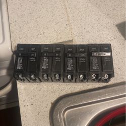 EATON 25A BREAKERS