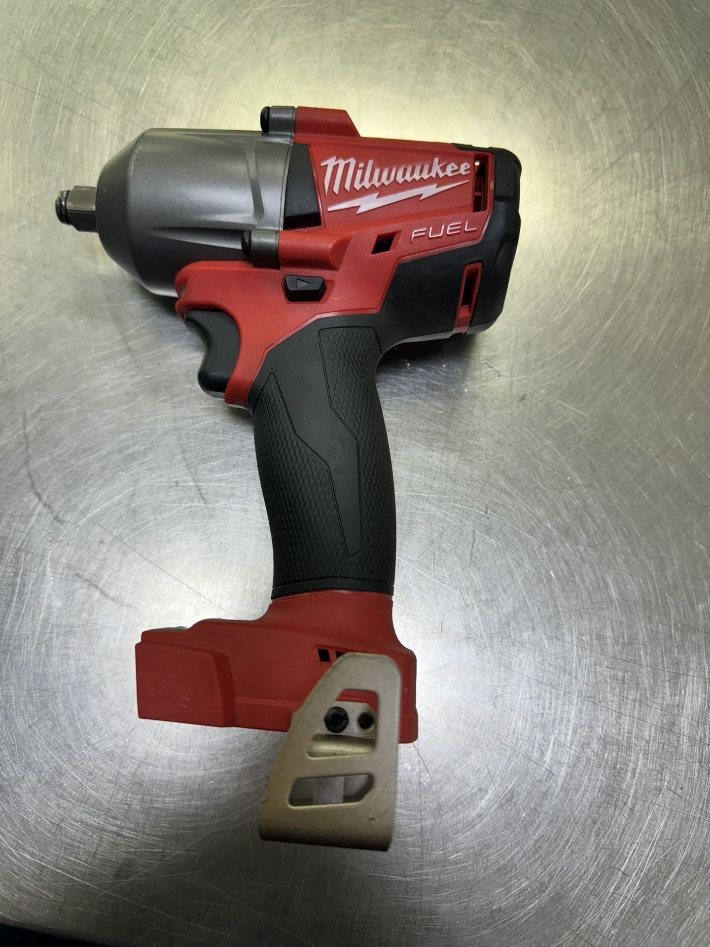 Milwaukee 2861-20 Mid-torque Impact Wrench Tool Only 