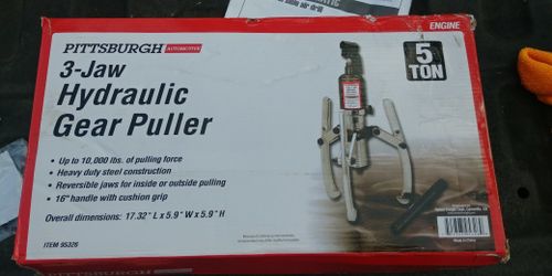 3 jaw hydraulic gear puller