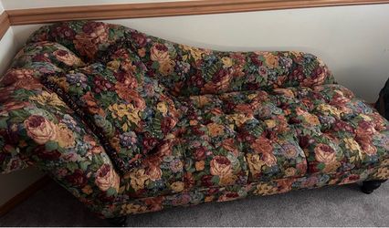 Floral Tapestry Tufted Sofa