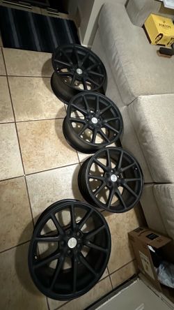 TESLA WHEELS 5x114.3 Bolt Pattern. 18inch wheels