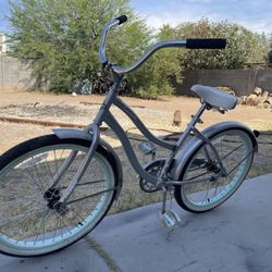 Girls/Women’s Beach Cruiser Bike (24’)