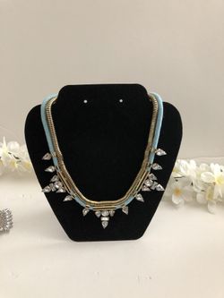Collar corto #13