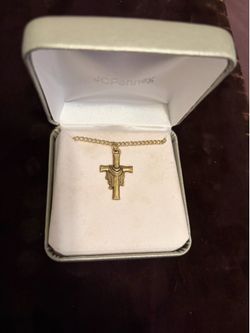 Cute necklace with cross