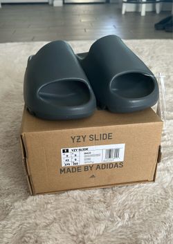 Yeezy Slides