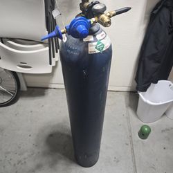 Helium Tank