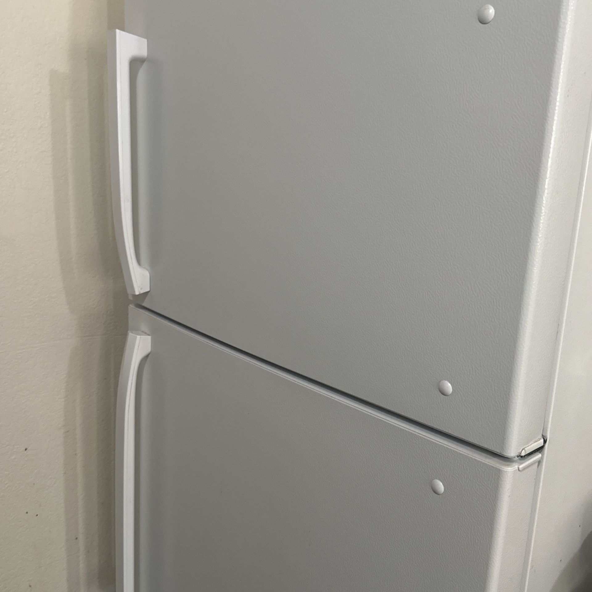 Insignia Refrigerator 11 Month Old