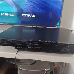 Panasonic Blue Ray Disc Player (Model SA-BTT195) With One Power Cord No Remote