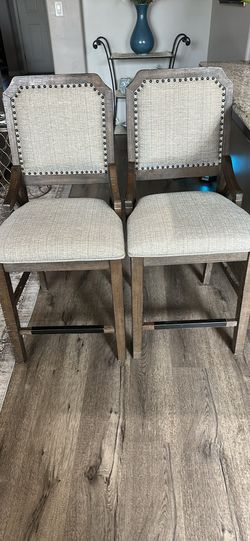 Ashley Wyndale rustic counter barstools (2) set
