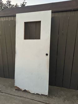 Free door