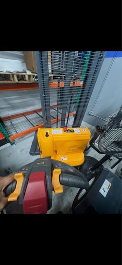 Electric fork lift for sale