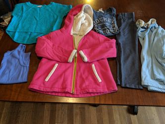 6 Items Size 5/6,2 Jackets,2 Ss,1 Leggin,1 tank
